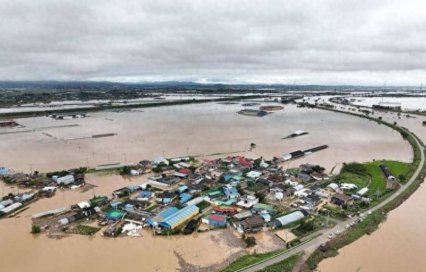 炒股配资学习 韩国多地遭遇破纪录暴雨 已致4人死亡